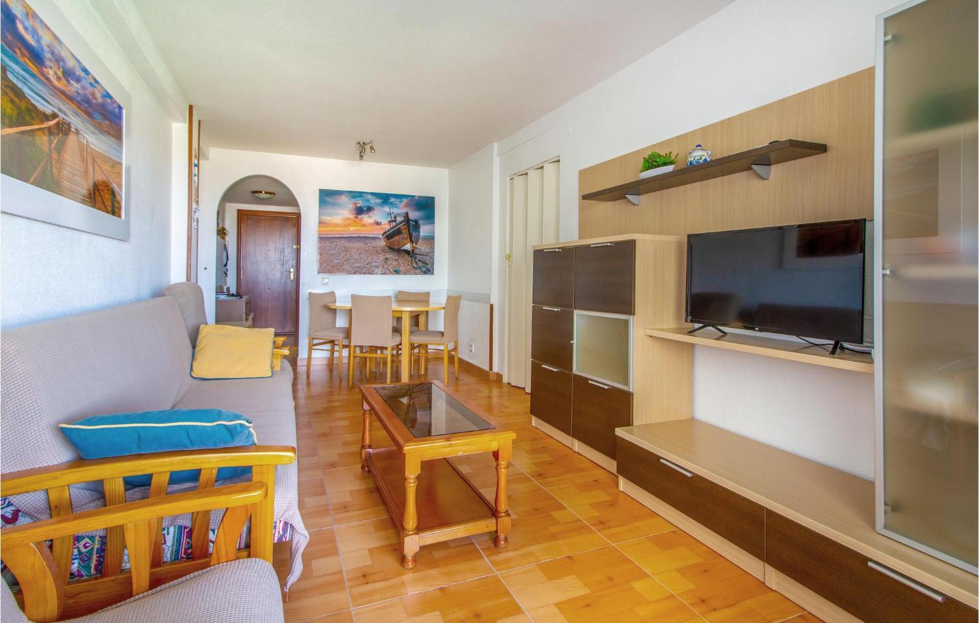 Stunning Apartment In Gandia With Kitchen ภายนอก รูปภาพ